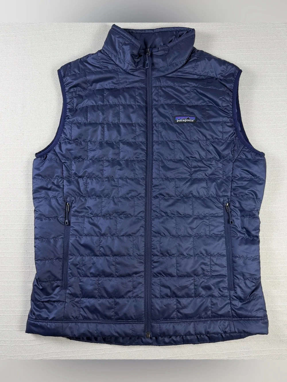 Patagonia Men's Blue Quilted Insulated Full Zip Vest Size Medium